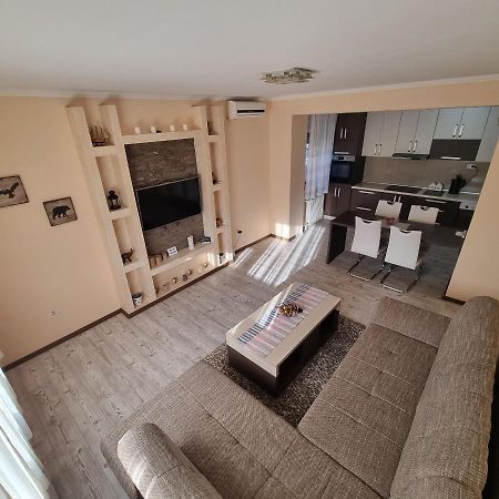 Koks Apartmans Суботиця Екстер'єр фото
