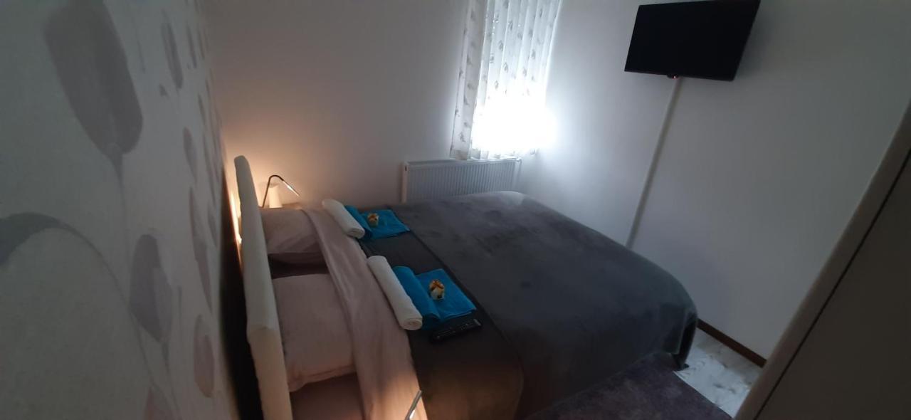 Koks Apartmans Суботиця Екстер'єр фото